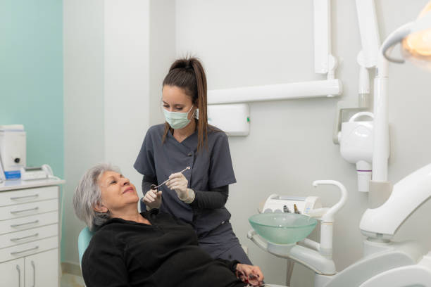 Best Holiday Emergency Dentist in Trenton, IL